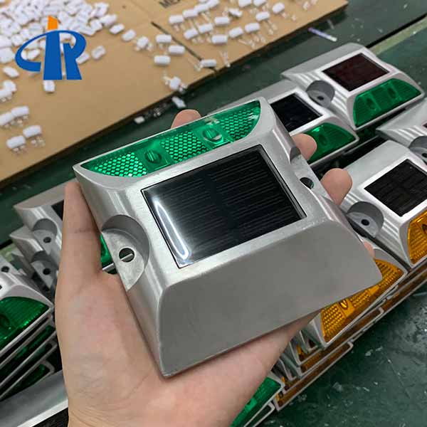 Embedded Solar Studs Manufacturer In USA